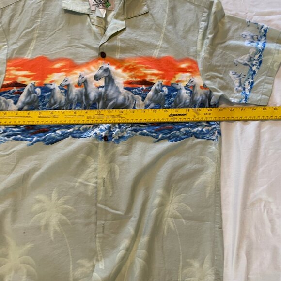 Horsey button down aloha-wear - Picture 4 of 6